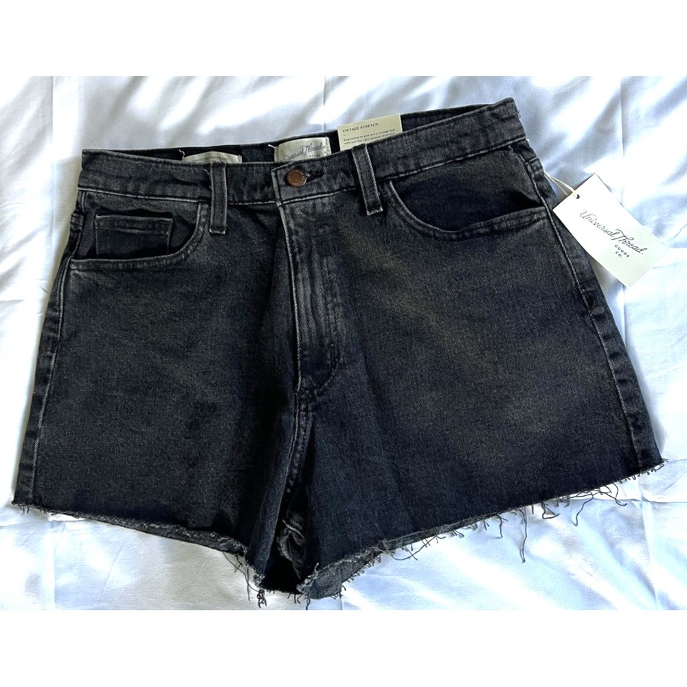 Universal Thread Shorts Women 10 Black Highest Rise Shortie Denim Cutoff Hem NWT
